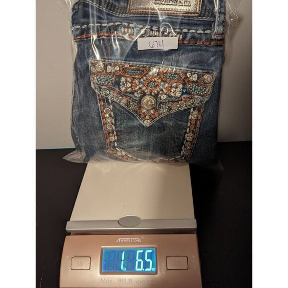 Grace in LA Women's Embroidered Bootcut Jeans Size 26 Back Pocket Designed - Picture 14 of 14